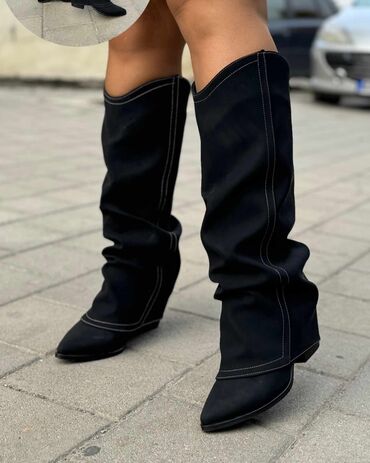 velicine patika: High boots