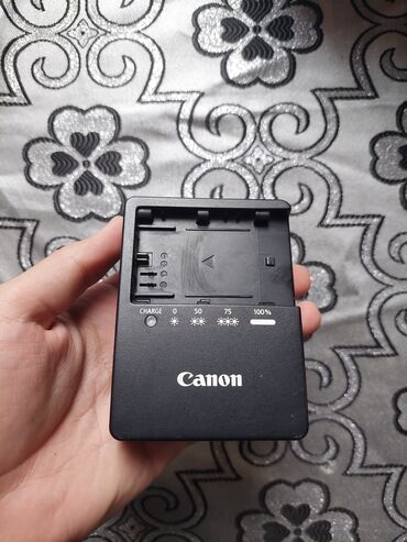 adaptor: Canon Battery Adapter Orjinal Canon 5d Mark 3'ün qutusundan çıxma