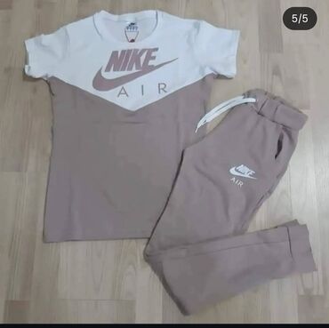 Kompleti: Kompleti pamuk elastin 
S M L XL XXL
Cena 2300 din — 18