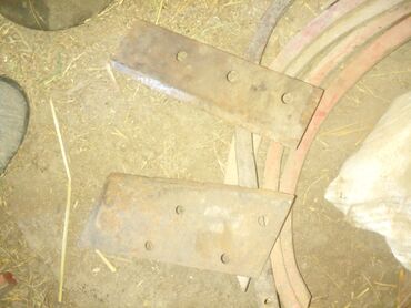 Digər avtomobil ehtiyat hissələri: Pires bağlayanin hiseleri satilir hamsi birlikde275 azin deyirem — 2