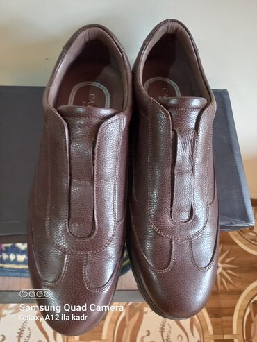 Krasofkalar və idman ayaqqabıları: CABANI kişi ayaqqabısı - Model: slip-on, bağsız rahat geyim - Rəng