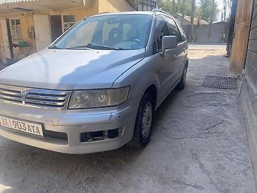 1999: Mitsubishi Space Wagon: 1999 г., 2.4 л, Автомат, Бензин, Универсал — 5