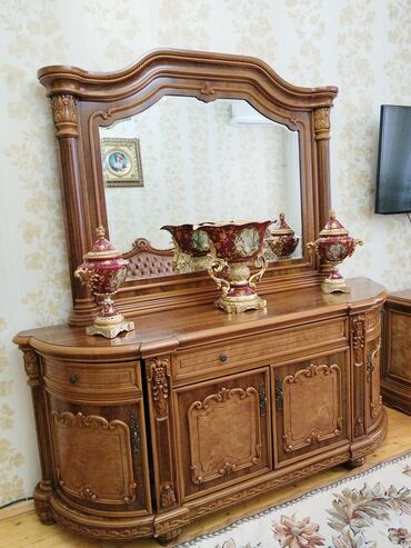 Qonaq otağı dəstləri: İşlənmiş, Dolab, Komod, TV altlığı, Kredit yoxdur, Malayziya