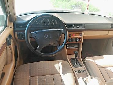 rav 4: Mercedes-Benz E 220: 2.2 l | Sedan — 4