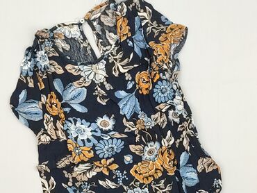 krótkie spodenki i marynarka: H&M, Bluzka damska, rozmiar S