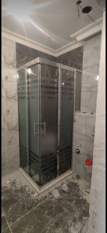 Duş kabinaları, arakəsmələr: Yeni Üstü açıq kabina, Künc üçün, Pulsuz çatdırılma — 21