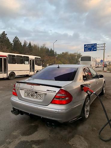 ford 7 1: Mercedes-Benz E 320: 3.2 l | 2002 il Sedan — 7