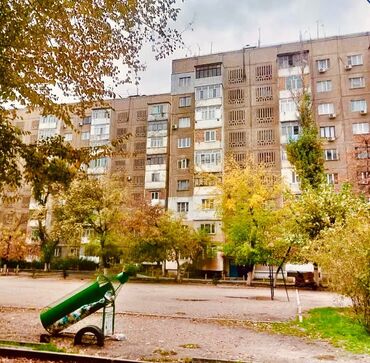 квартиру в аламедине: 1 комната, 36 м², 105 серия, 3 этаж, Старый ремонт