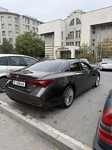 Toyota: Toyota Avalon: 2019 г., 2.5 л, Гибрид, Седан — 5