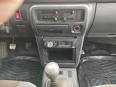 Mazda: Mazda 626: 1988 г., 2 л, Бензин, Хэтчбэк — 11