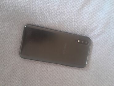yaddaş kartları: Samsung Galaxy A11, 16 GB, rəng - Qara, Barmaq izi, İki sim kartlı