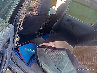 legacy bm: Volkswagen Passat: 1990 г., 1.8 л, Механика, Бензин, Седан — 3
