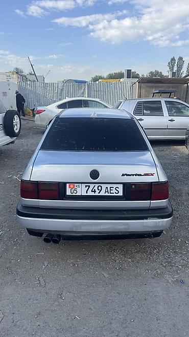 Volkswagen: Volkswagen Vento: 1992 г., 1.8 л, Механика, Бензин, Седан — 4