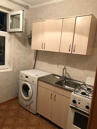 1 комната, 32 м², Манаса/Боконбаева 104 серия, 2 этаж, Косметический ремонт at lalafo.kg 1 комната, 32 м², Манаса/Боконбаева 104 серия, 2 этаж, Косметический ремонт