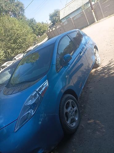 лифты: Nissan Leaf: 2011 г., Робот, Электромобиль, Хэтчбэк — 3