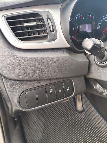 киа карето: Kia Carens: 2017 г., 1.7 л, Автомат, Дизель, Универсал — 6