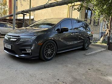 Honda: Honda Odyssey: 2019 г., 3.5 л, Автомат, Бензин, Минивэн — 2