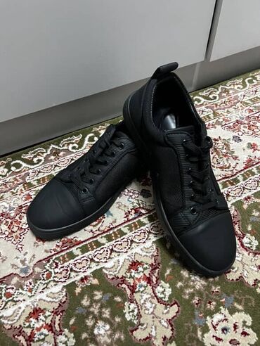 прокат народных костюмов: Мужские ботинки, 42, Christian Louboutin, Б/у, цвет - Черный