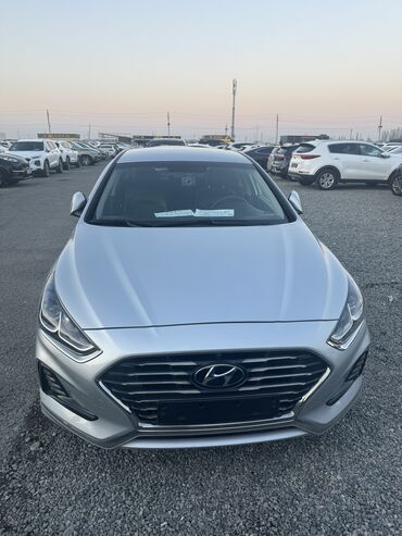 машина арзан: Hyundai Sonata: 2019 г., 2 л, Автомат, Газ, Седан