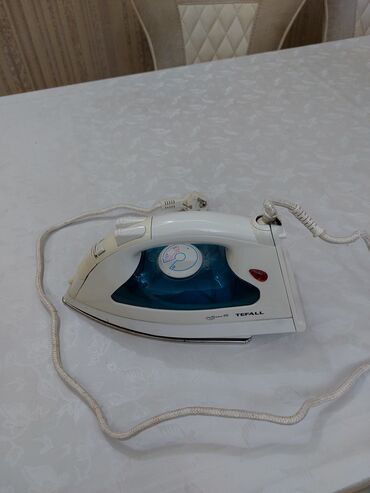 станок для бритья: Buxarlı ütü, Tefal