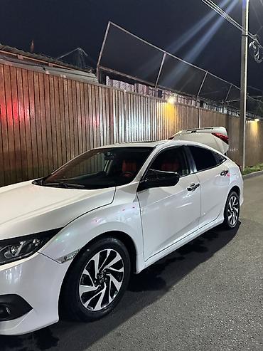 civik: Honda Civic: 2018 г., 1.5 л, Автомат, Бензин, Седан — 2