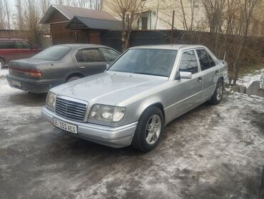 Mercedes-Benz: Mercedes-Benz E-Class: 1993 г., 2.2 л, Автомат, Бензин, Седан