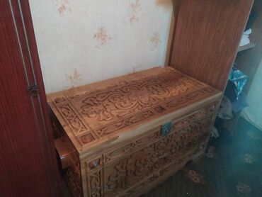 кровать 1 спальный: Сандык, Башка максатка арналган, Жыгач