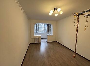 900: 3 комнаты, 58 м², 6 мкр 104 серия, 3 этаж, Евроремонт — 1