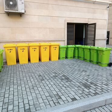 Tullantı qabları: Köçürmə var Çek verilir 20 litrden 1100 litrə qədər butun olçulər — 2