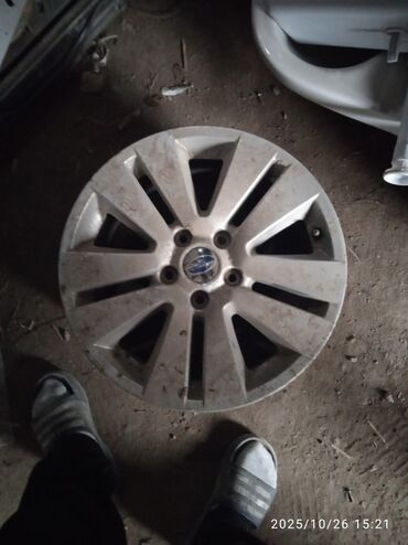 диск субару: Литые Диски R 17 Subaru, 1 шт, отверстий - 5, Б/у