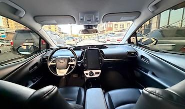 120 прадо: Toyota Prius: 2018 г., Гибрид, Лифтбек — 8