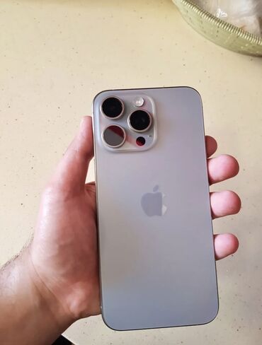 iphone planset: IPhone 15 Pro, 256 GB, Barmaq izi, Simsiz şarj, Face ID