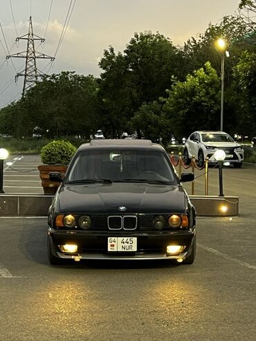 BMW: BMW 5 series: 1989 г., 2.5 л, Механика, Бензин, Седан