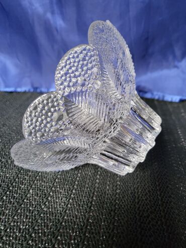 Činije: Bombonijera nova kristal,led kristal nemacka 80te na lalafo.rs — 11 Činije: Bombonijera nova kristal,led kristal nemacka 80te — 11