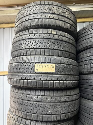 Диски: 225/55/16 4 шт комплект в идеальном состоянии фирма Pirelli