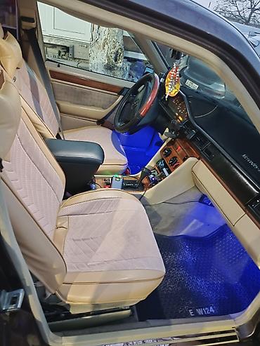 300 000: Mercedes-Benz W124: 1993 г., 2.2 л, Автомат, Бензин, Седан — 4