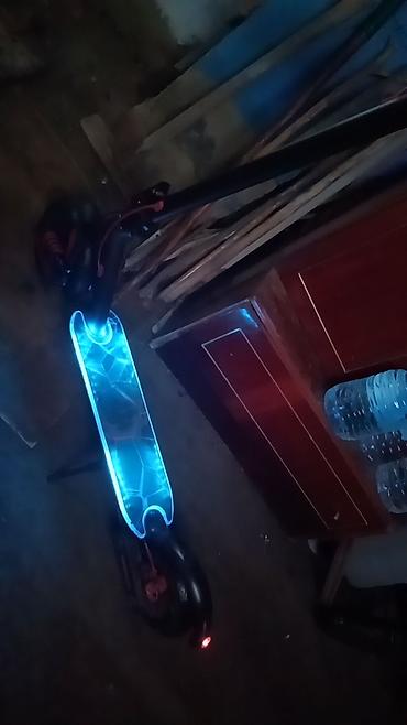 sukuter gence: İşlənmiş Elektrik samokat 9", 351 - 500 Vt, 26 - 35 km/s, Ünvandan götürmə — 10