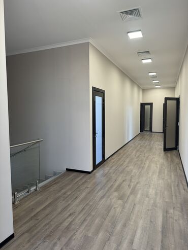 Аренда офисов: Сдаются помещения офисные помещения в центре Бишкека. Современные — 2