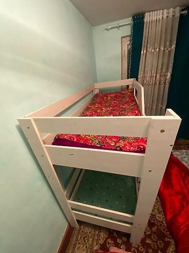кровать двухэтажная: Двухъярусная кровать из дерева - Конструкция: прочная рама из массива — 1