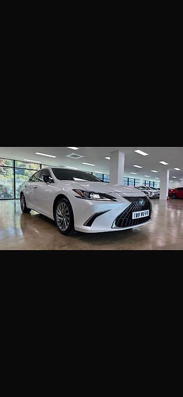 крышка багажника пассат: Lexus ES: 2022 г., Гибрид, Седан — 4
