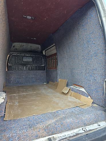 фургоны категории б: Ford Transit yük maşını məsuliyyətli və keyfiyyətli yük daşımaları — 5