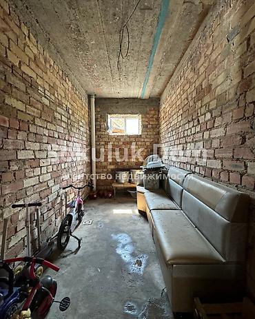 Продажа коттеджей и домов: 🏠Продается дом в г. Шопоков. 🟡Комнаты: 7 + 4 🟡Участок: 12 соток — 7