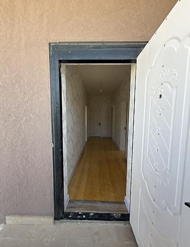 razində həyət evi: 4 otaqlı, 100 kv. m, Kredit yoxdur, Yeni təmirli — 4