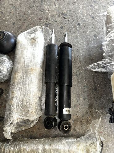 Амортизаторы, пневмобаллоны: Задний амортизатор, Передний амортизатор, Комплект амортизаторов Lexus 2001 г., Б/у, Оригинал, ОАЭ — 6
