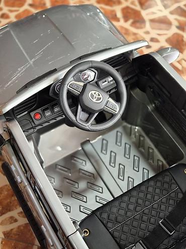 golf masini: 👑 Toyota Land Cruiser LC300 2026 – Yapon Əfsanəsi İndi Uşaqlar üçün! — 9