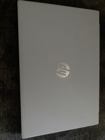 компьютер клуб: Ноутбук, HP, 8 ГБ ОЗУ, AMD Ryzen 3, 15.6 ", Б/у, Для несложных задач, память SSD