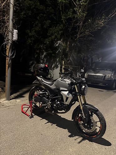 Naked/neo-retro üslublu şəhər motosikleti - Rəng: boz (mat effektli