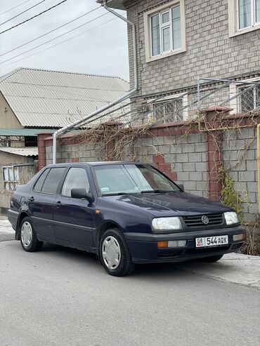 фолськсваген венто: Volkswagen Vento: 1994 г., 1.8 л, Автомат, Бензин, Седан