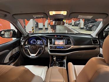 bmv x3: Toyota Highlander: 2018 г., Автомат, Бензин, Кроссовер — 9
