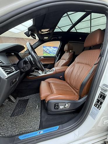чехол на 7: BMW X7: 2021 г., 3 л, Автомат, Бензин, Внедорожник — 10